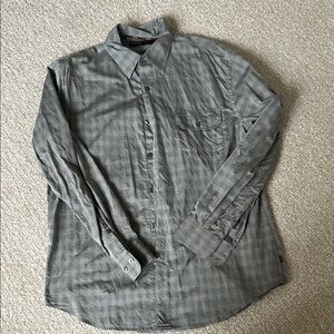 Perry Ellis Gray Casual Button Down Shirt with Subtle Plaid